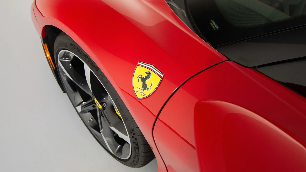 2022 Ferrari SF90 Stradale - Image 11 of 31