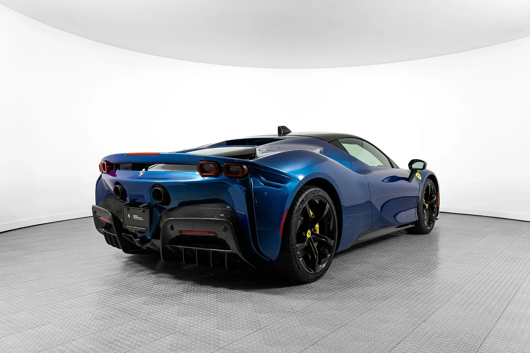 2022 Ferrari SF90 Stradale - Image 10 of 21