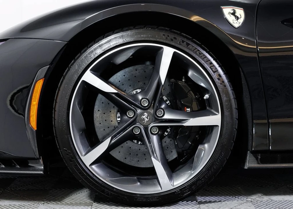 2022 Ferrari SF90 Stradale - Image 5 of 31