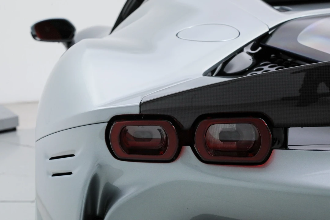 2022 Ferrari SF90 Stradale - Image 22 of 31