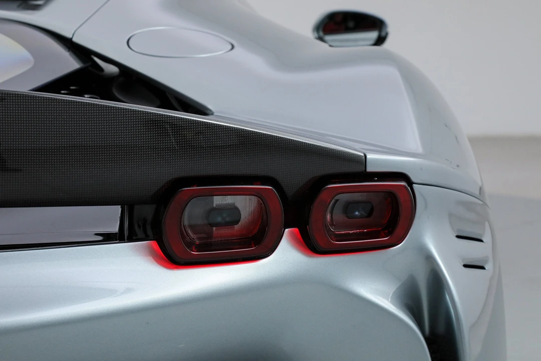 2022 Ferrari SF90 Stradale - Image 21 of 31