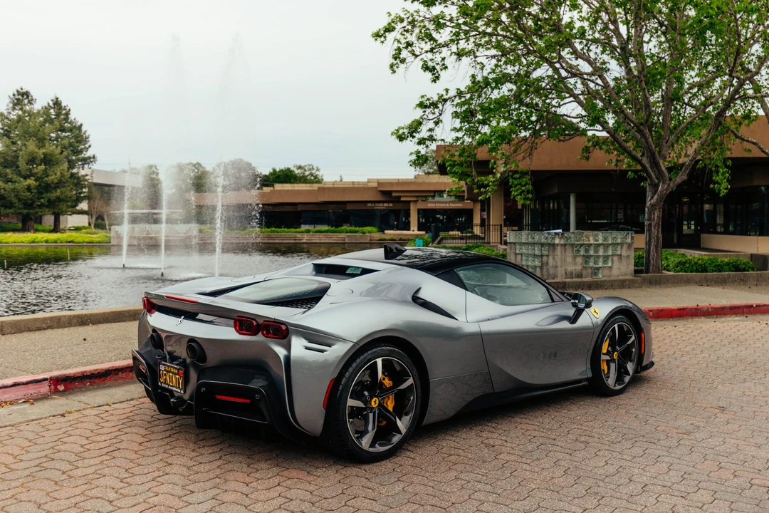 2022 Ferrari SF90 Stradale - Image 18 of 31