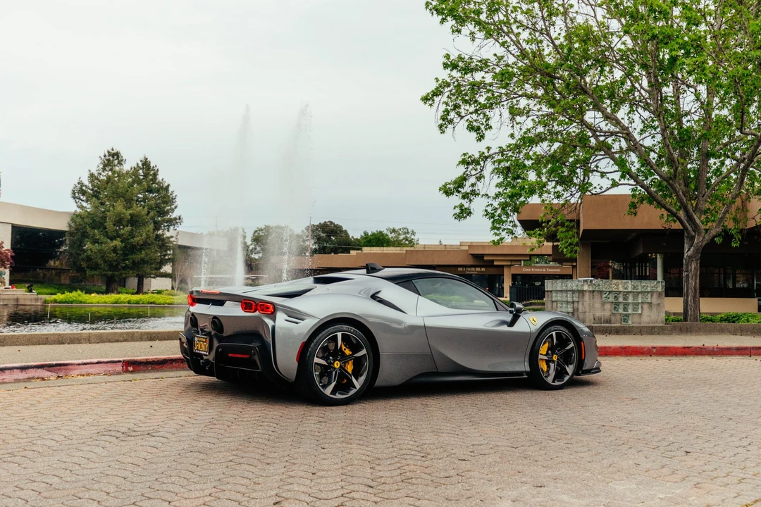 2022 Ferrari SF90 Stradale - Image 17 of 31