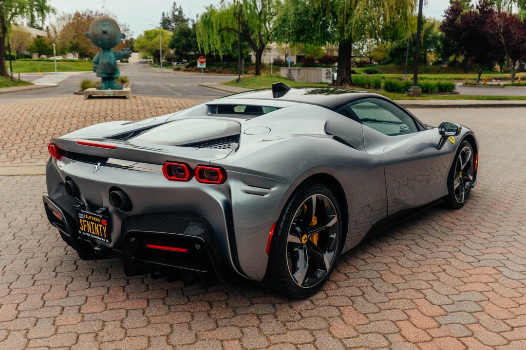 2022 Ferrari SF90 Stradale - Image 23 of 31