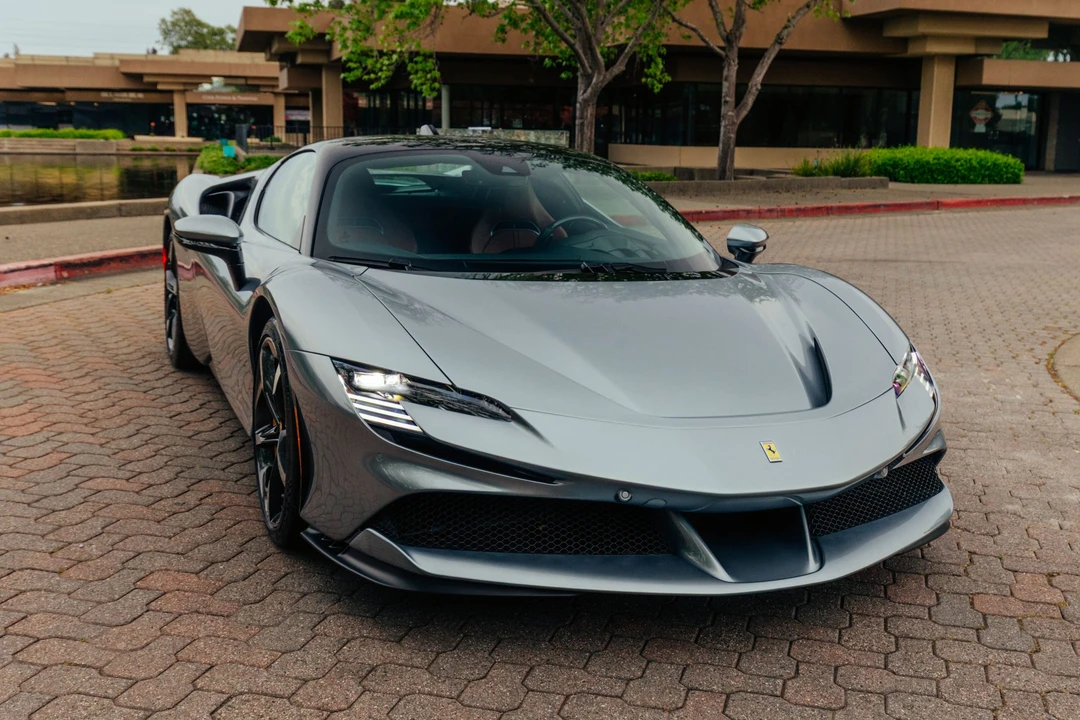 2022 Ferrari SF90 Stradale - Image 10 of 31