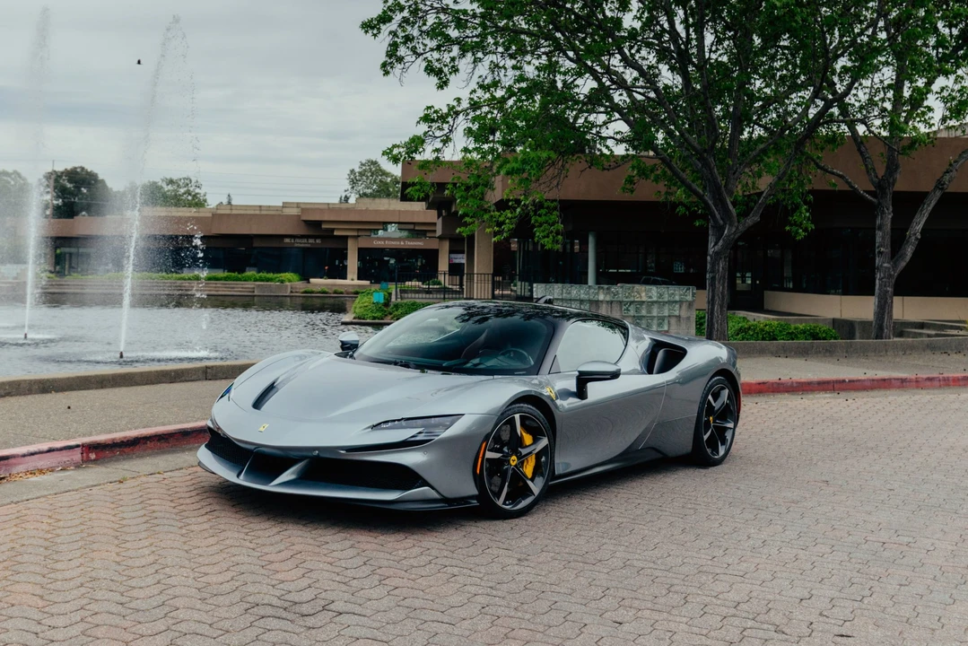 2022 Ferrari SF90 Stradale - Image 8 of 31