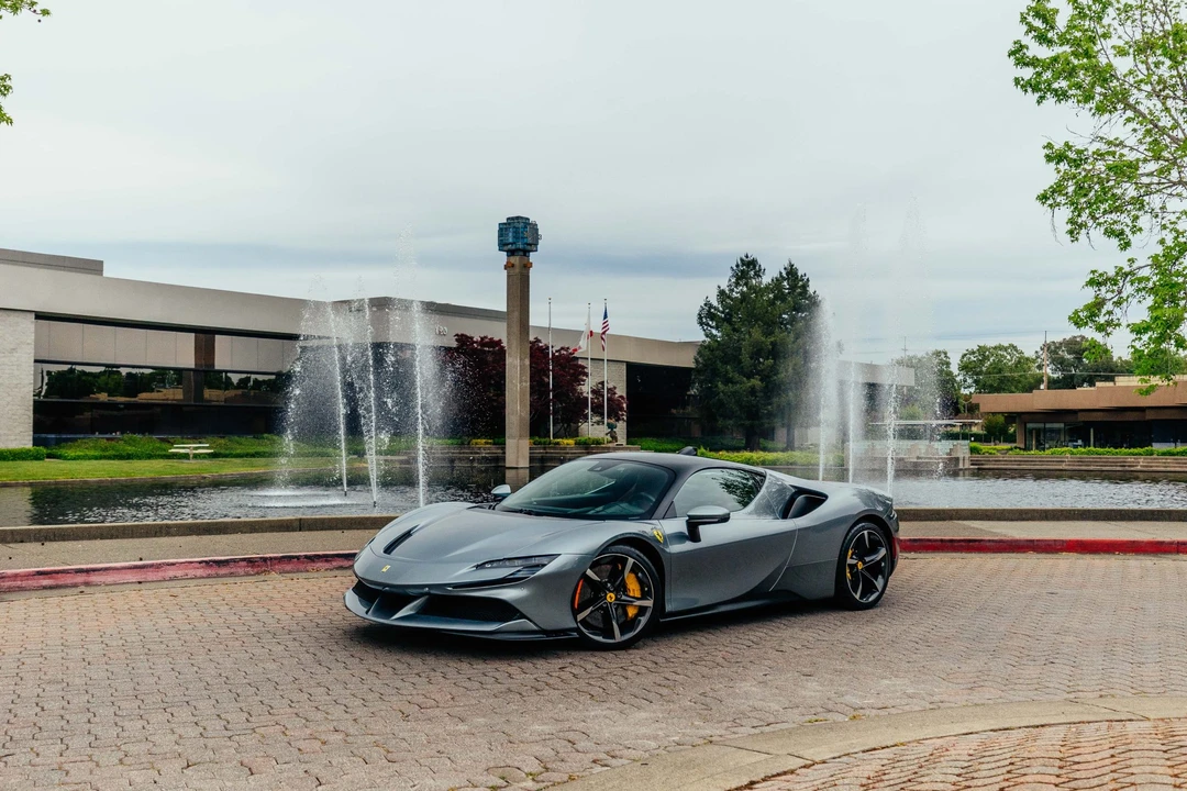 2022 Ferrari SF90 Stradale - Image 7 of 31