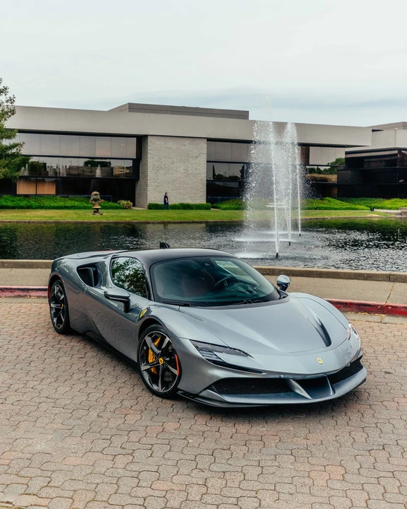 2022 Ferrari SF90 Stradale - Image 11 of 31