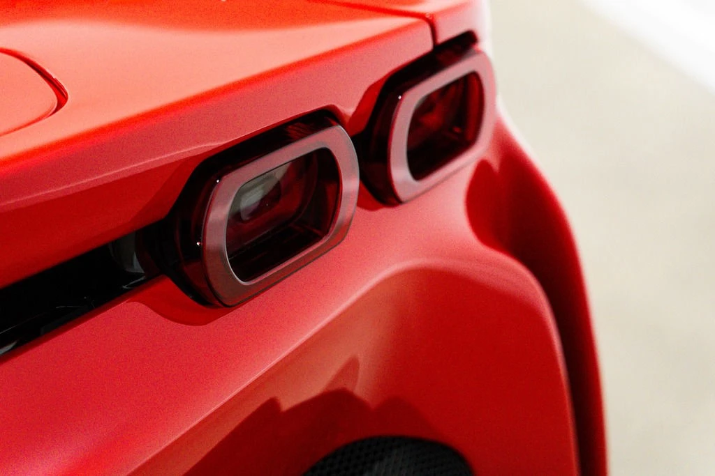 2022 Ferrari SF90 Stradale - Image 10 of 24