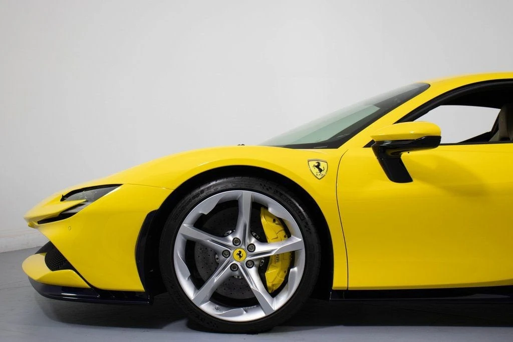 2022 Ferrari SF90 Stradale - Image 28 of 31