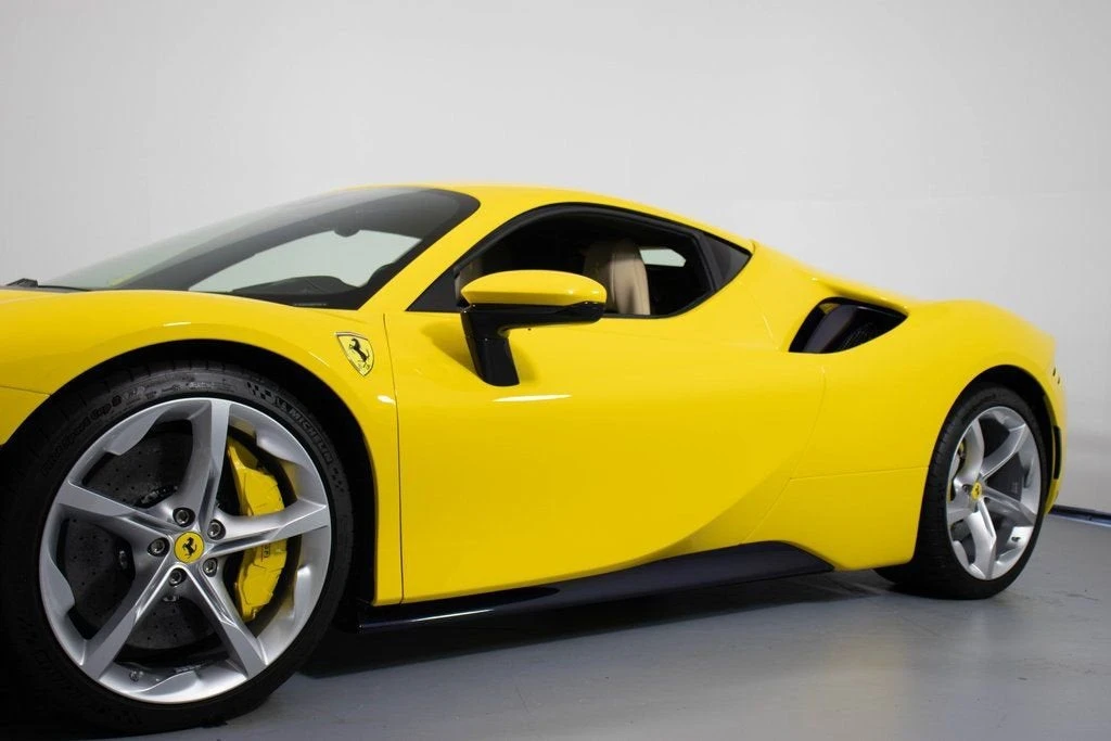 2022 Ferrari SF90 Stradale - Image 31 of 31