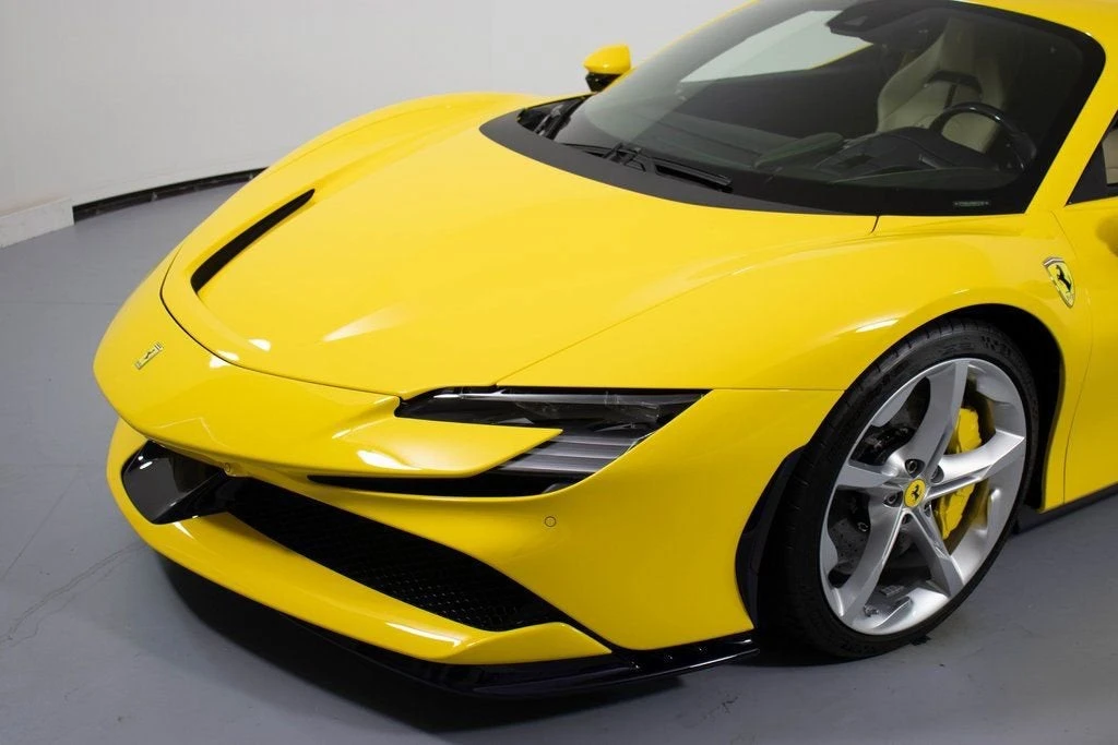 2022 Ferrari SF90 Stradale - Image 30 of 31