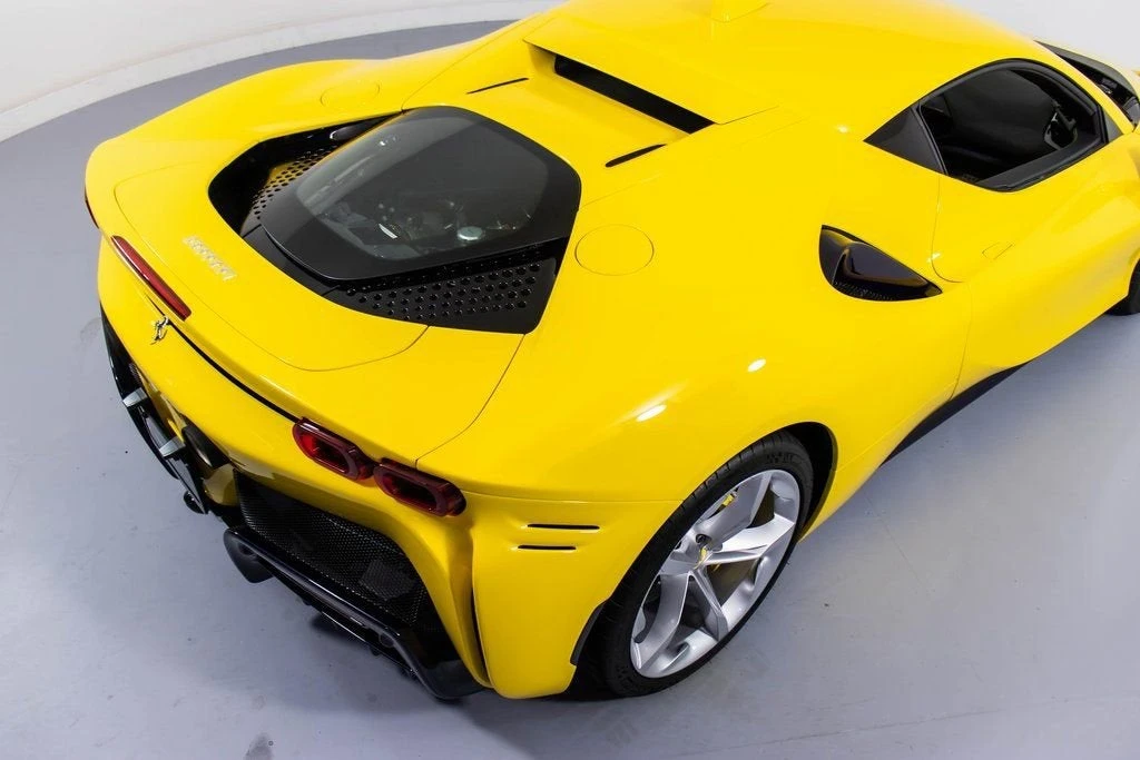 2022 Ferrari SF90 Stradale - Image 22 of 31