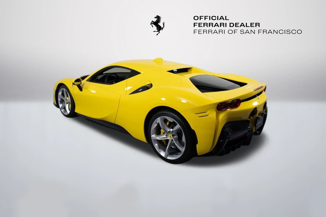 2022 Ferrari SF90 Stradale - Image 8 of 31