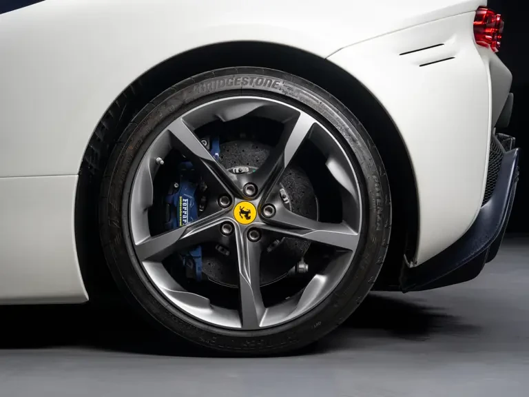 2022 Ferrari SF90 Stradale - Image 22 of 31
