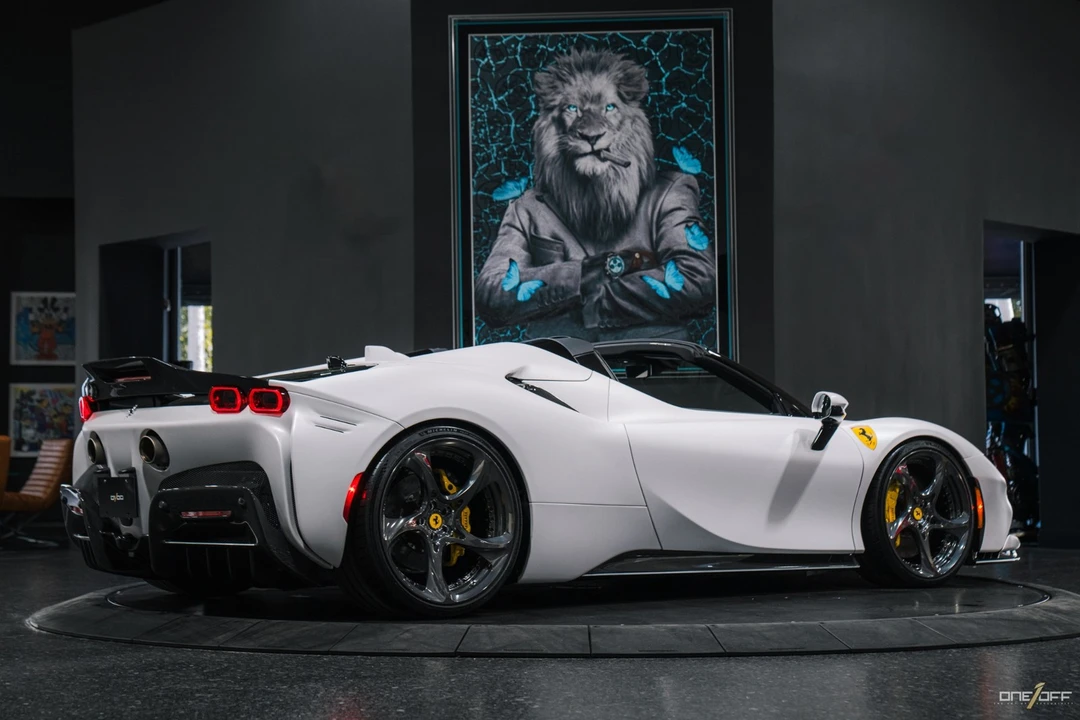 2022 Ferrari SF90 Spider - Image 9 of 21