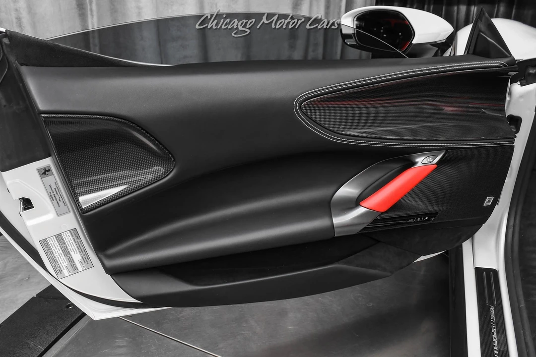 2022 Ferrari SF90 Spider - Image 28 of 31