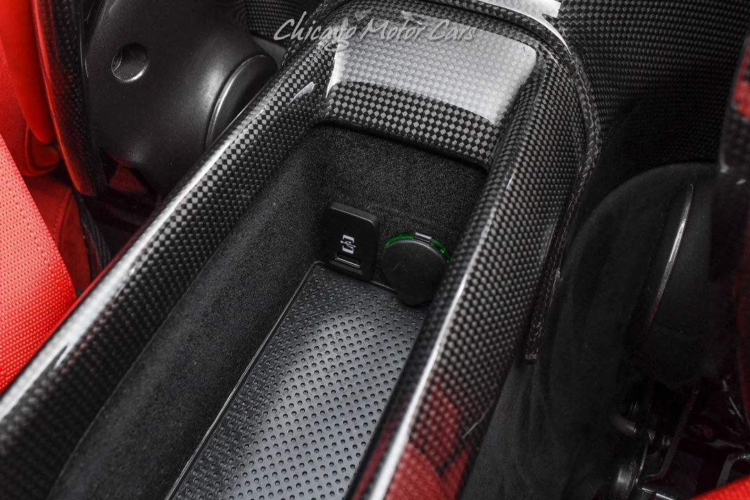 2022 Ferrari SF90 Spider - Image 19 of 31