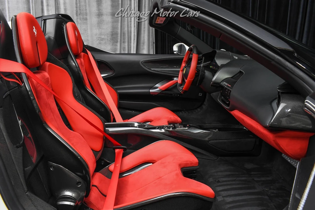 2022 Ferrari SF90 Spider - Image 25 of 31