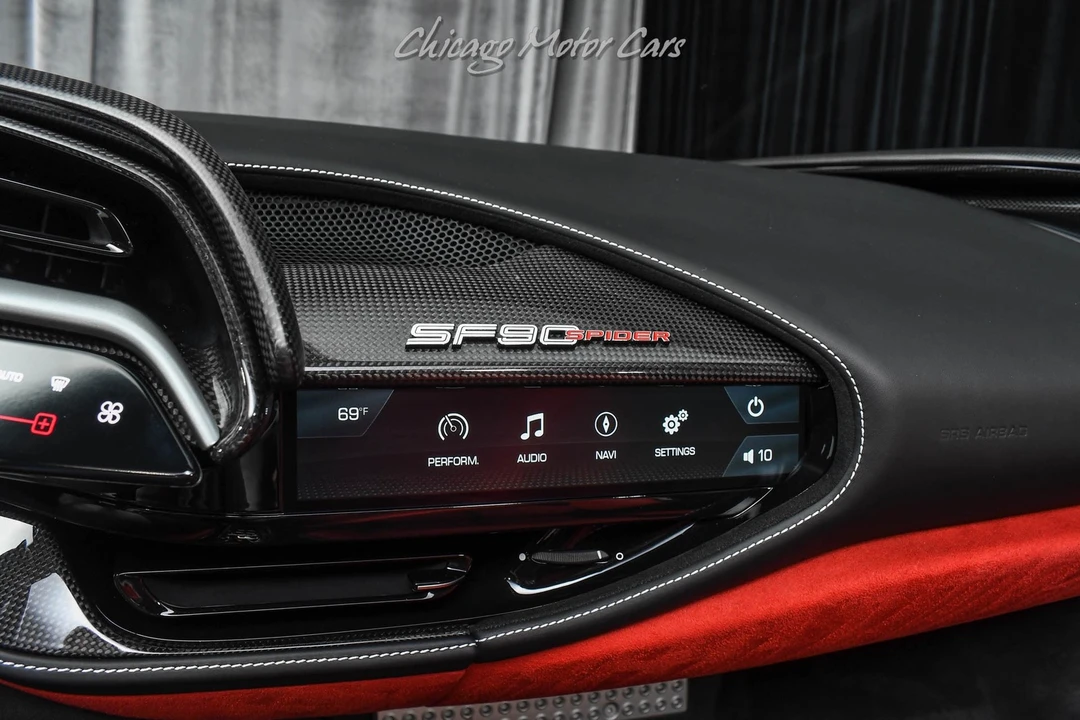 2022 Ferrari SF90 Spider - Image 17 of 31