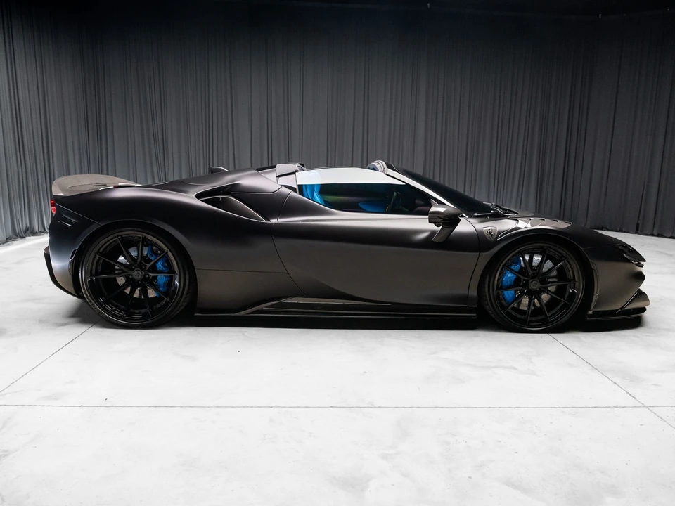 2022 Ferrari SF90 Spider - Image 18 of 31