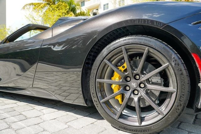 2022 Ferrari SF90 Spider - Image 18 of 21