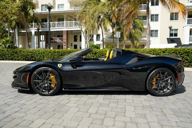 2022 Ferrari SF90 Spider - Image 15 of 21
