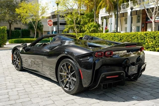 2022 Ferrari SF90 Spider - Image 20 of 21