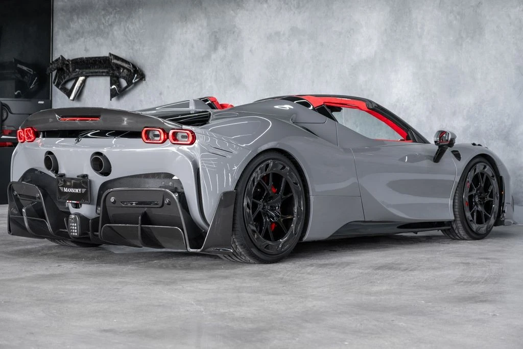 2022 Ferrari SF90 Spider - Image 22 of 31