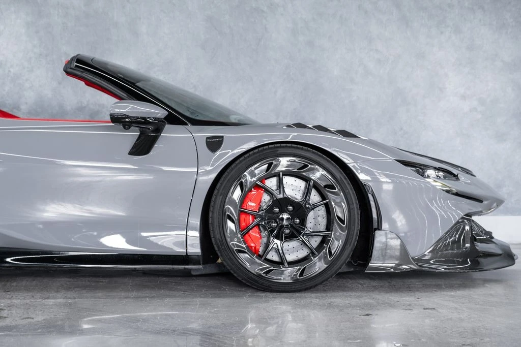 2022 Ferrari SF90 Spider - Image 14 of 31