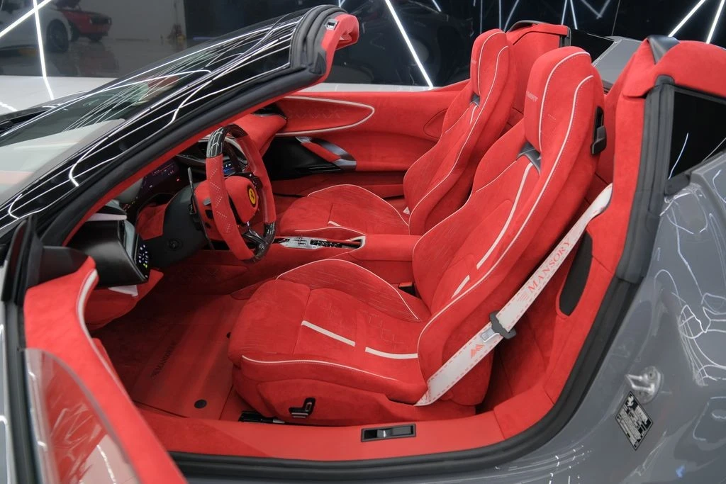2022 Ferrari SF90 Spider - Image 26 of 31