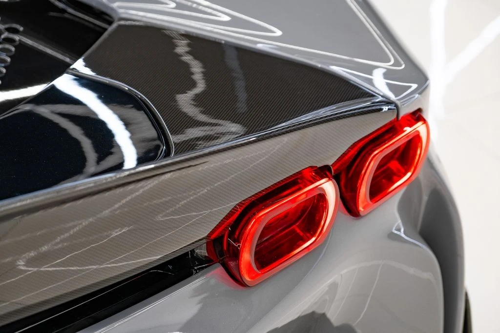 2022 Ferrari SF90 Spider - Image 15 of 31