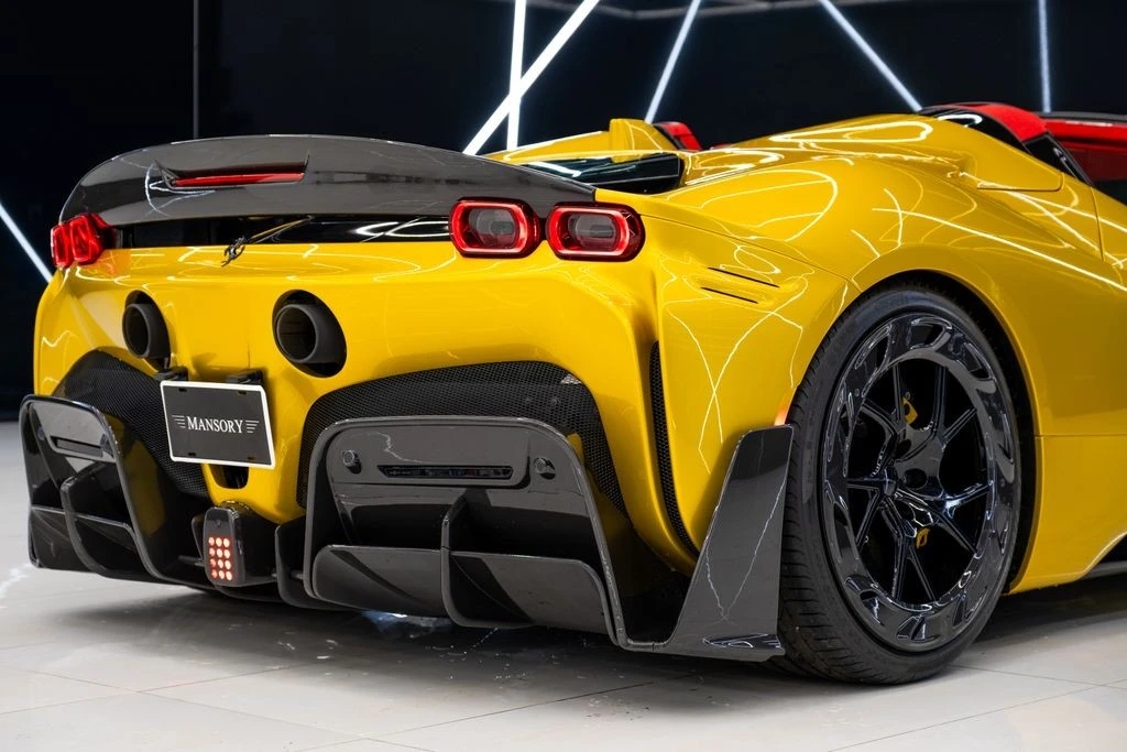 2022 Ferrari SF90 Spider - Image 21 of 21