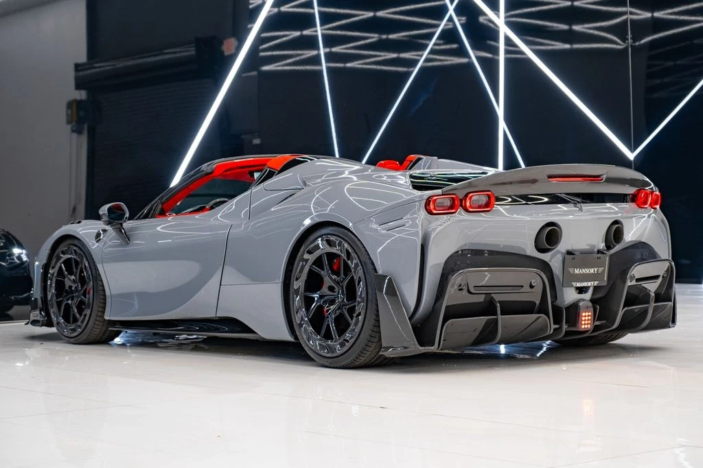 2022 Ferrari SF90 Spider - Image 8 of 31