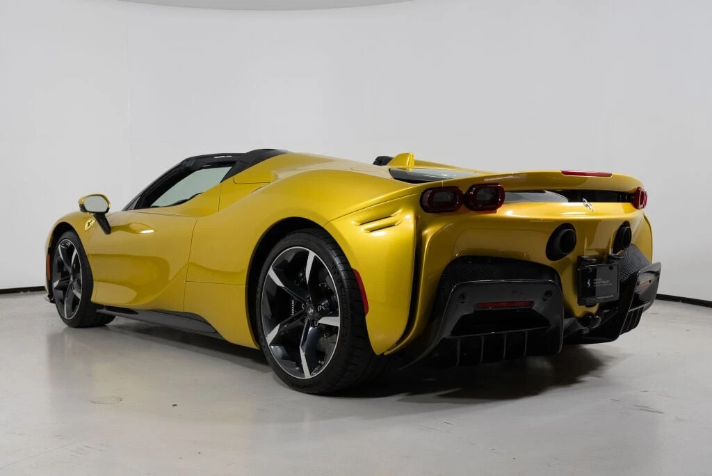 2022 Ferrari SF90 Spider - Image 4 of 31