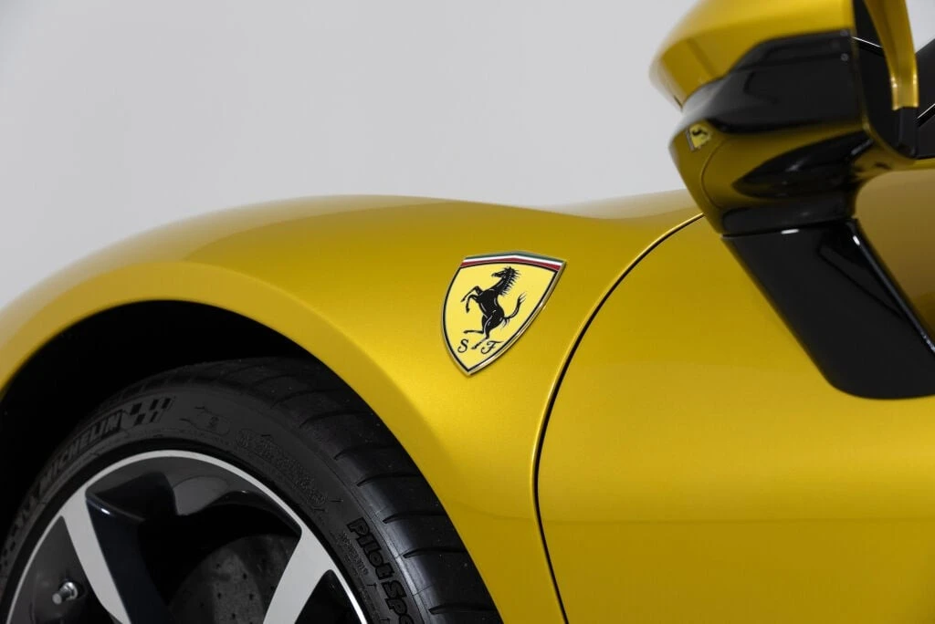 2022 Ferrari SF90 Spider - Image 23 of 31