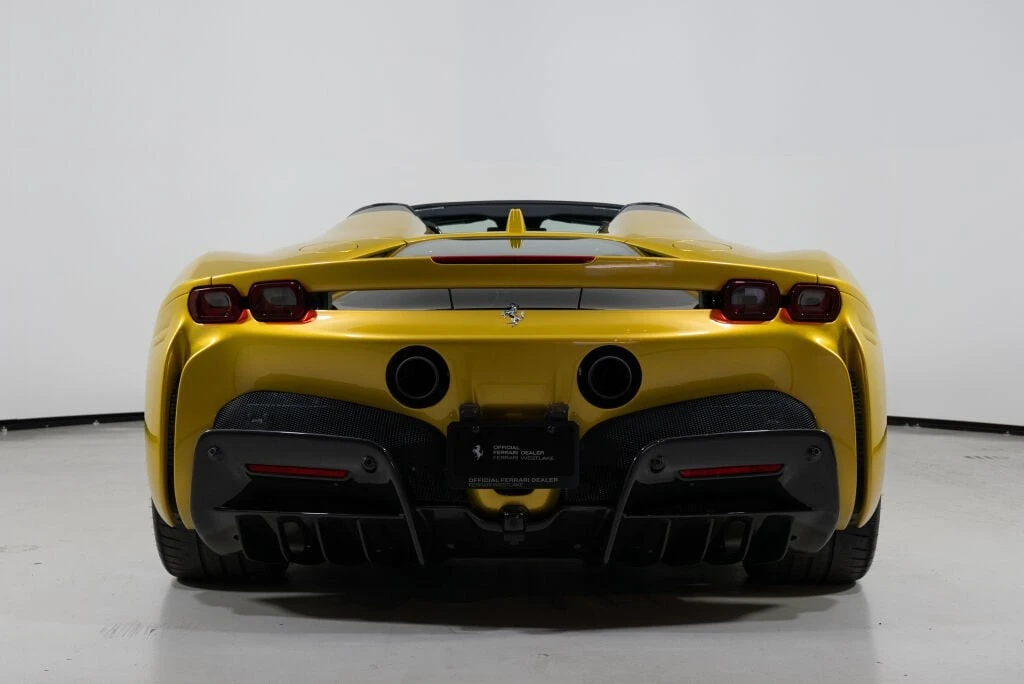 2022 Ferrari SF90 Spider - Image 12 of 31