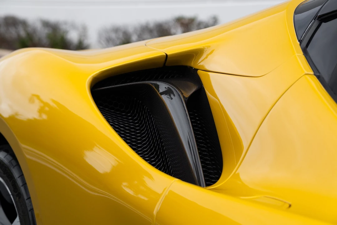 2022 Ferrari - Image 18 of 31