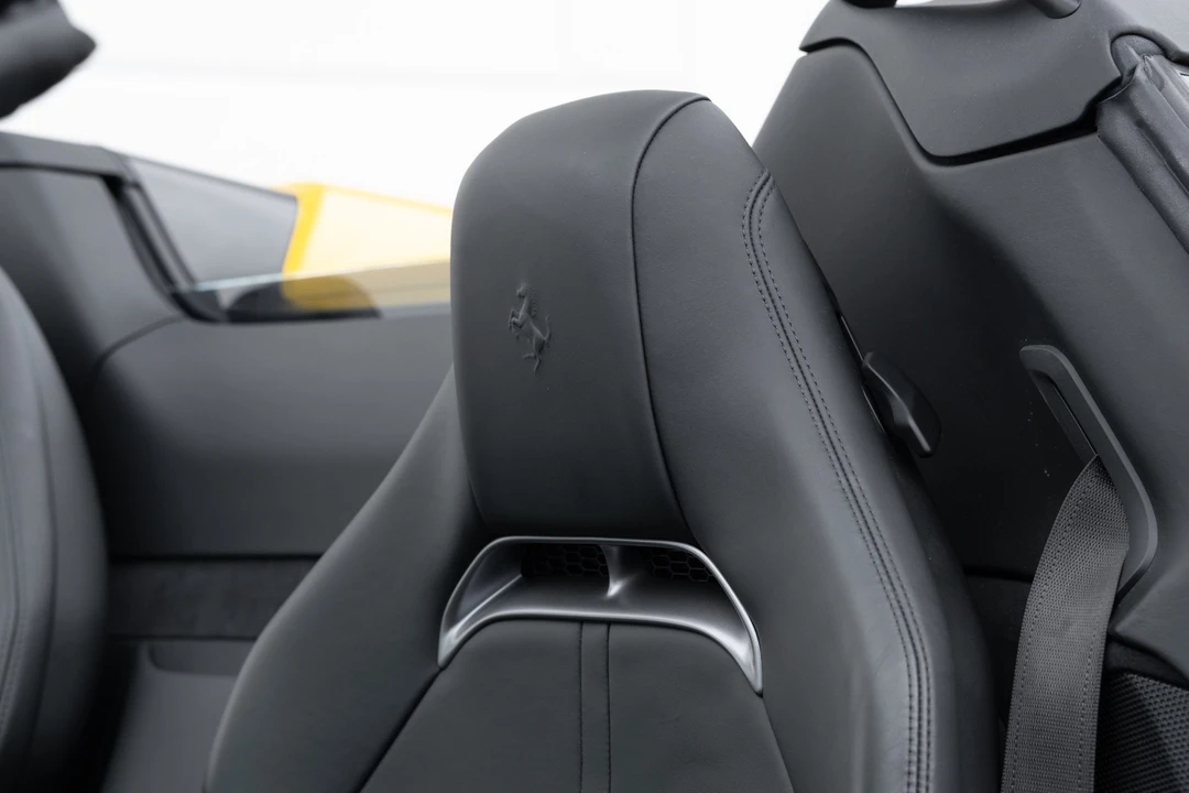 2022 Ferrari - Image 6 of 31