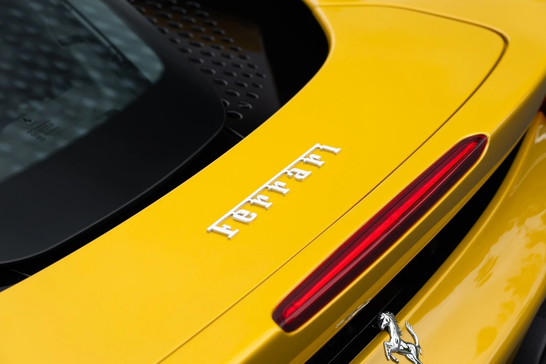 2022 Ferrari - Image 27 of 31