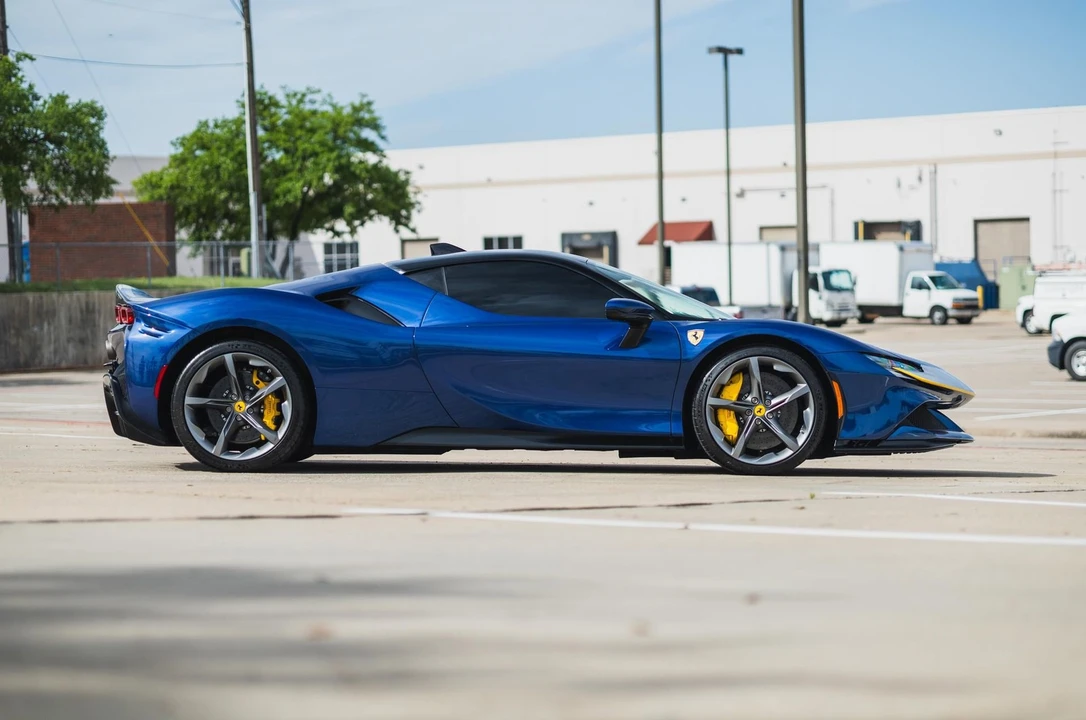 2022 Ferrari SF90 Stradale - Image 4 of 21
