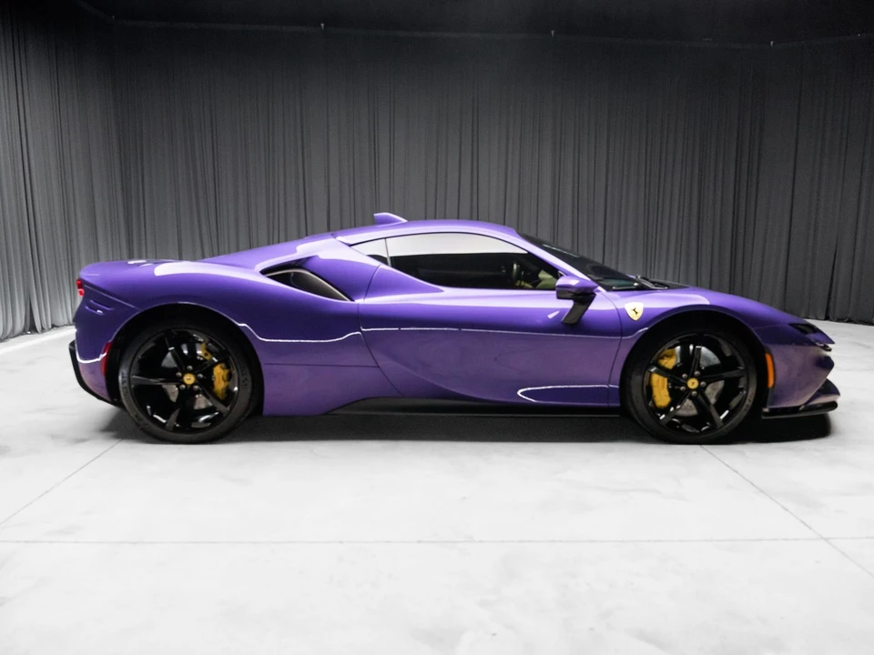 2022 Ferrari SF90 - Image 17 of 31