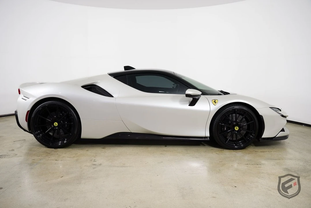 2022 Ferrari SF90 Stradale - Image 10 of 31