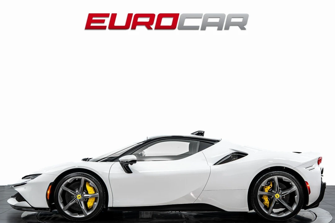 2022 Ferrari SF90 Stradale - Image 2 of 31