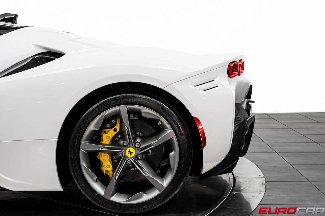 2022 Ferrari SF90 Stradale - Image 20 of 31