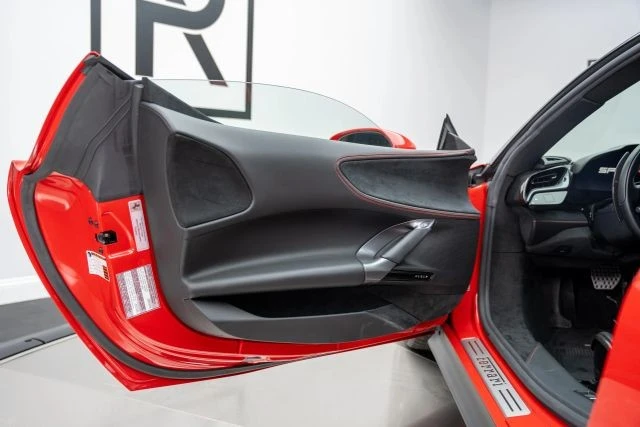 2022 Ferrari SF90 Stradale - Image 29 of 31