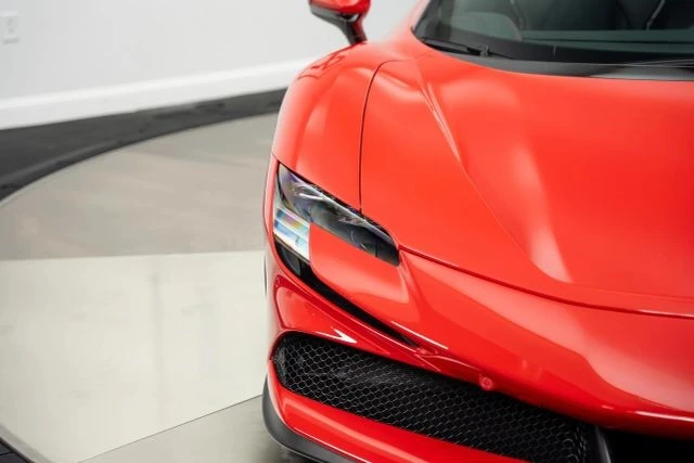 2022 Ferrari SF90 Stradale - Image 14 of 31