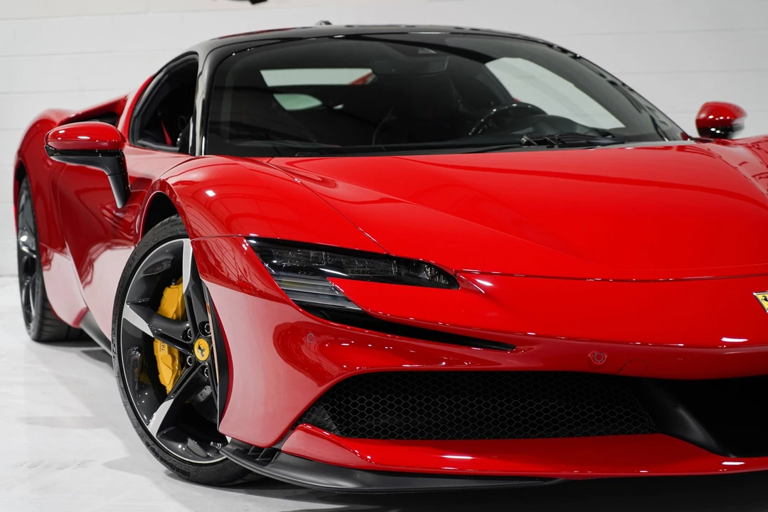 2022 Ferrari - Image 26 of 31