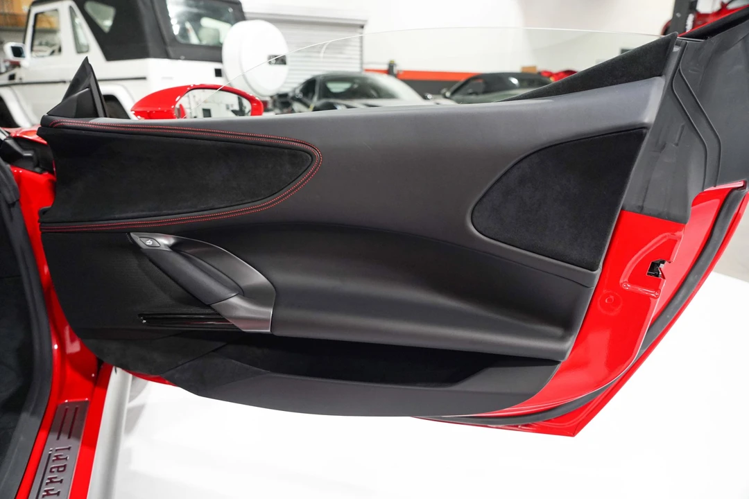2022 Ferrari - Image 19 of 31
