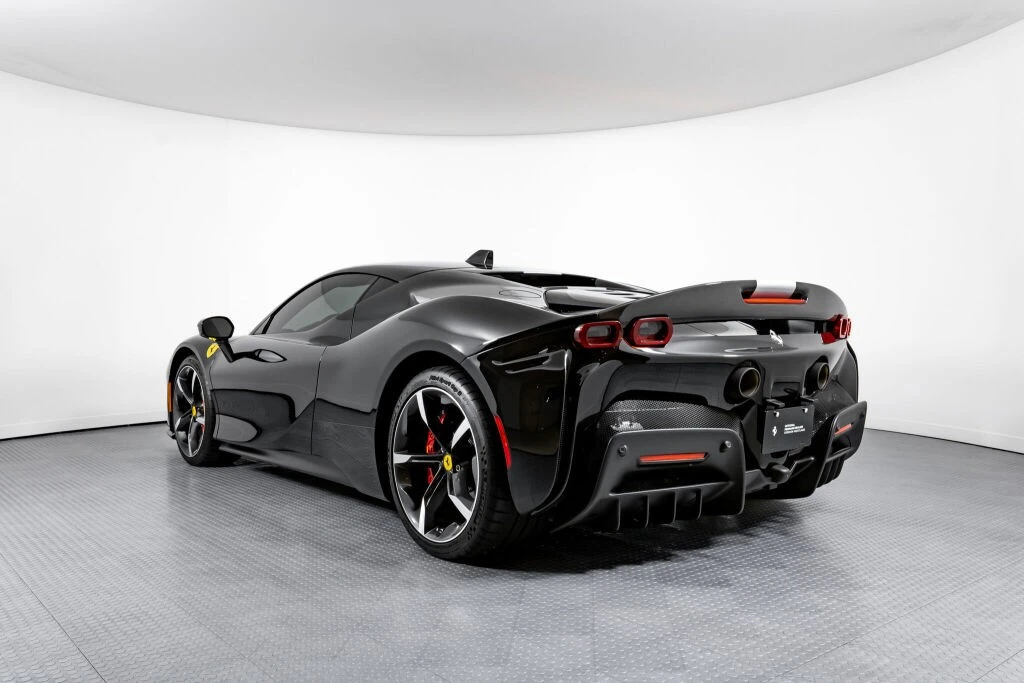 2022 Ferrari SF90 Stradale - Image 7 of 31